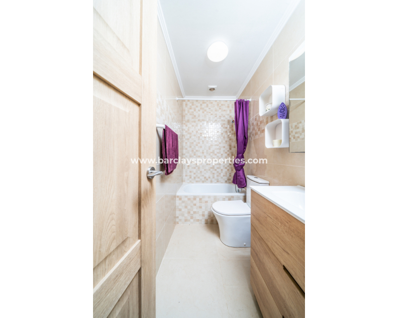 Resale - Reihenhaus - Urb. La Marina