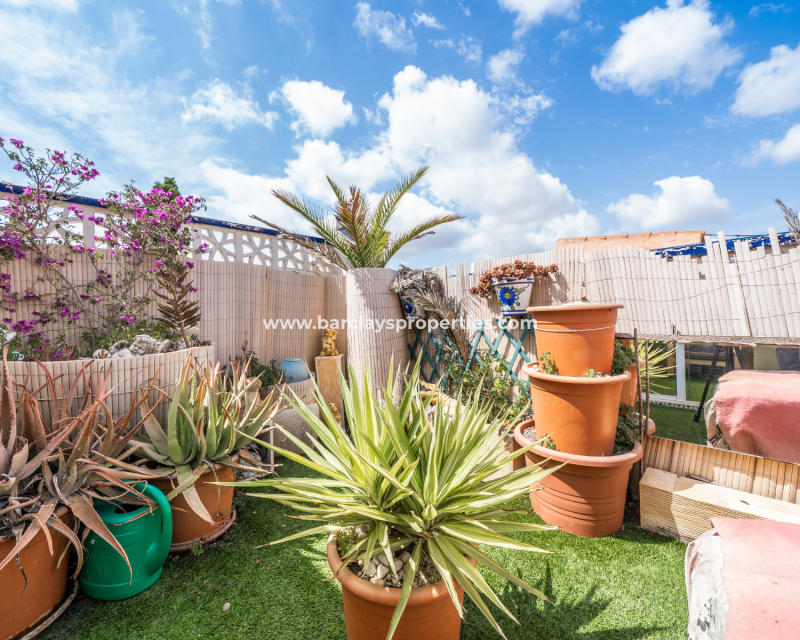 Resale - Reihenhaus - Urb. La Marina