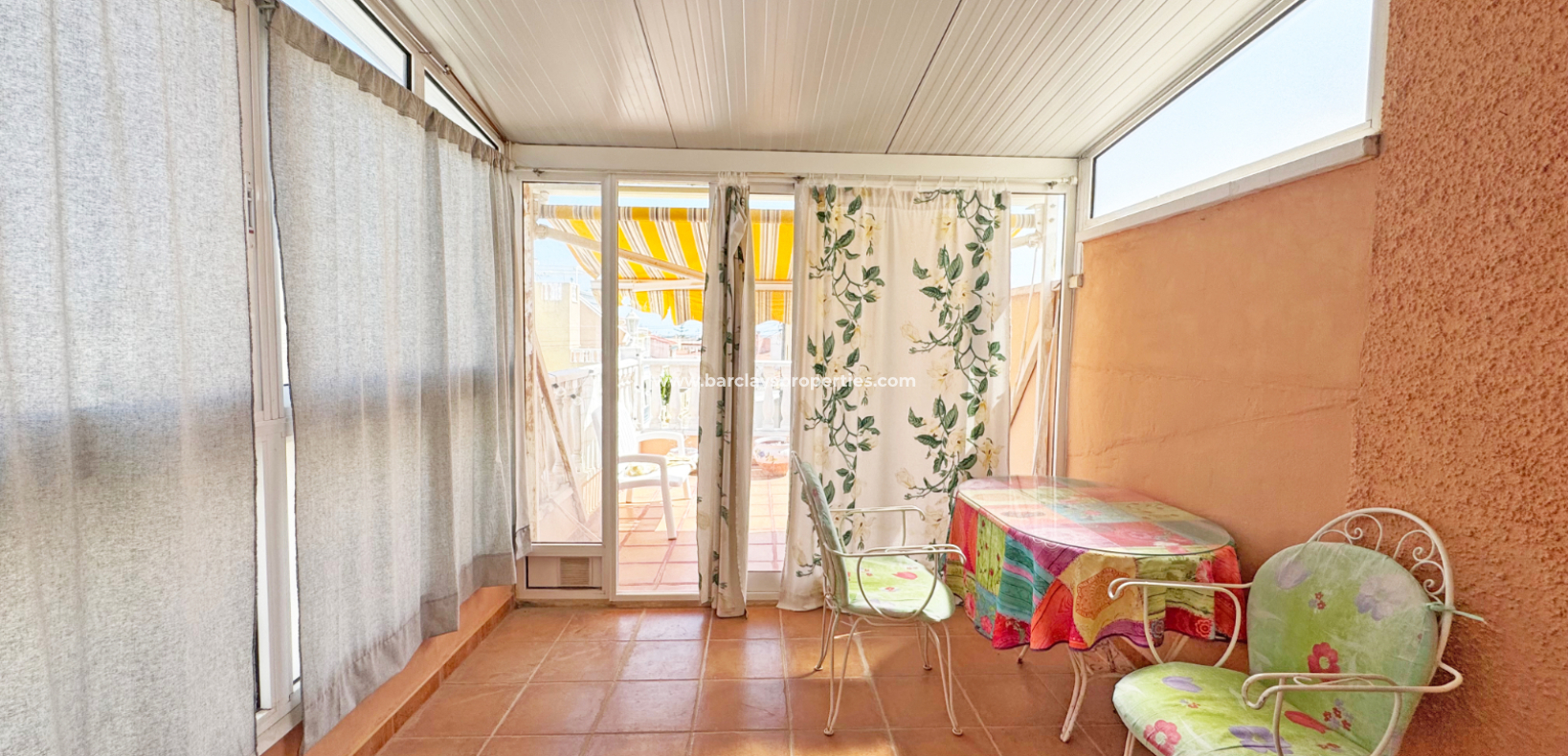 Resale - Reihenhaus - Urb. La Marina