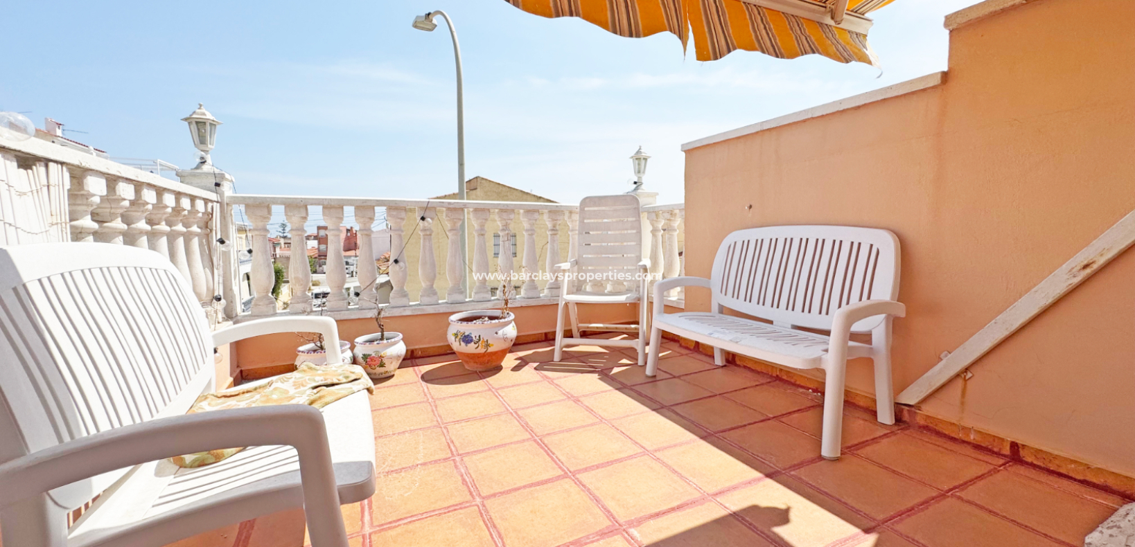 Resale - Reihenhaus - Urb. La Marina