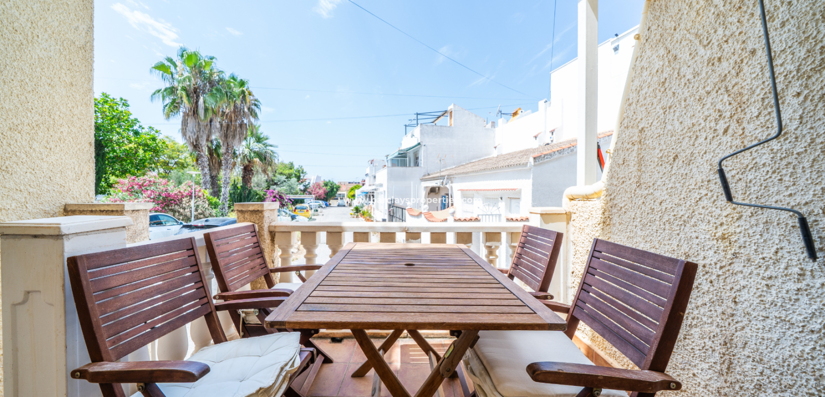 Resale - Reihenhaus - Urb. La Marina