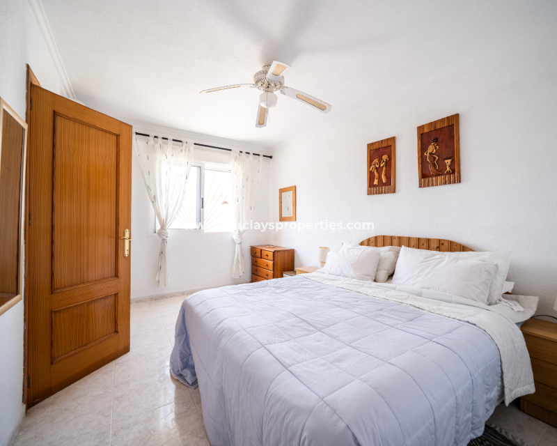 Resale - Reihenhaus - Urb. La Marina