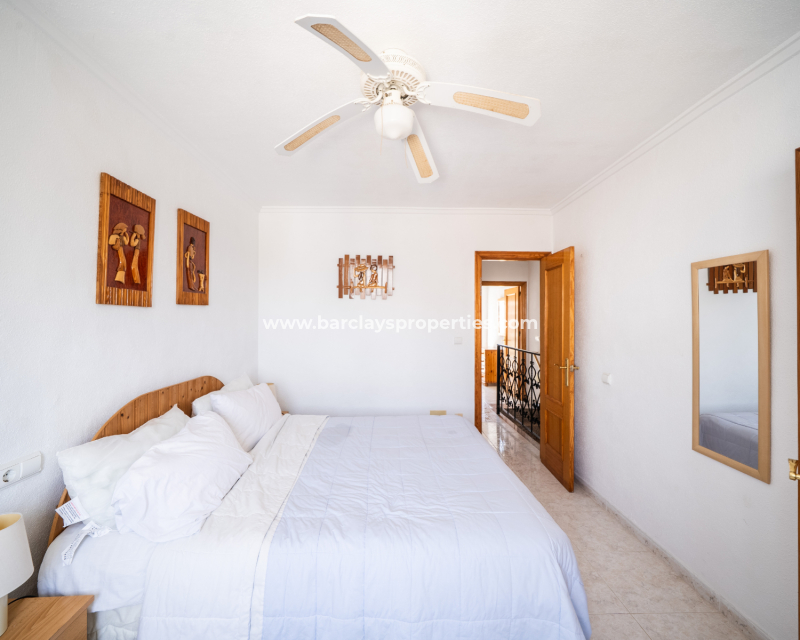 Resale - Reihenhaus - Urb. La Marina