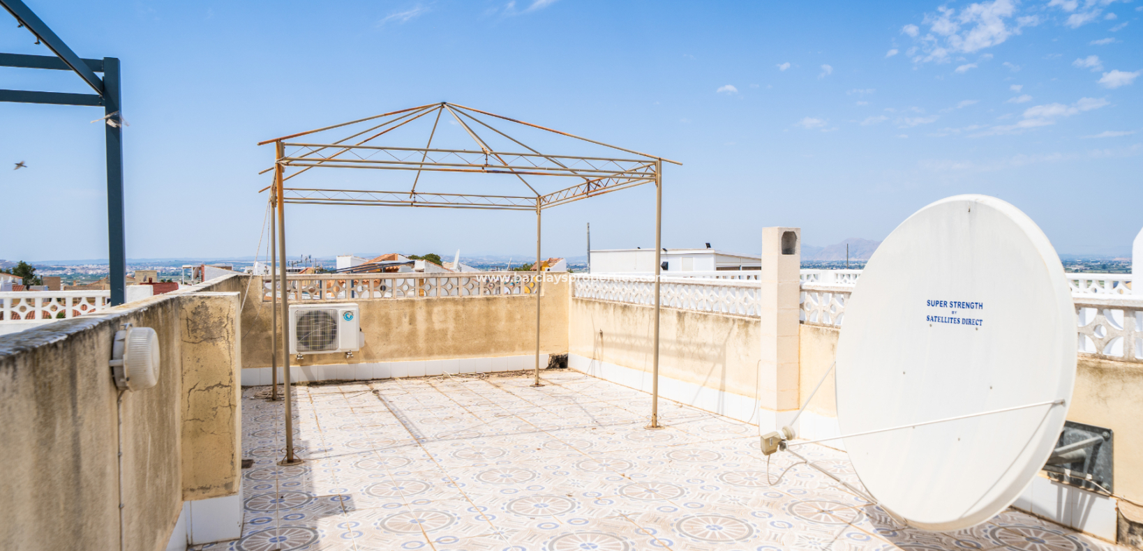 Resale - Reihenhaus - Urb. La Marina