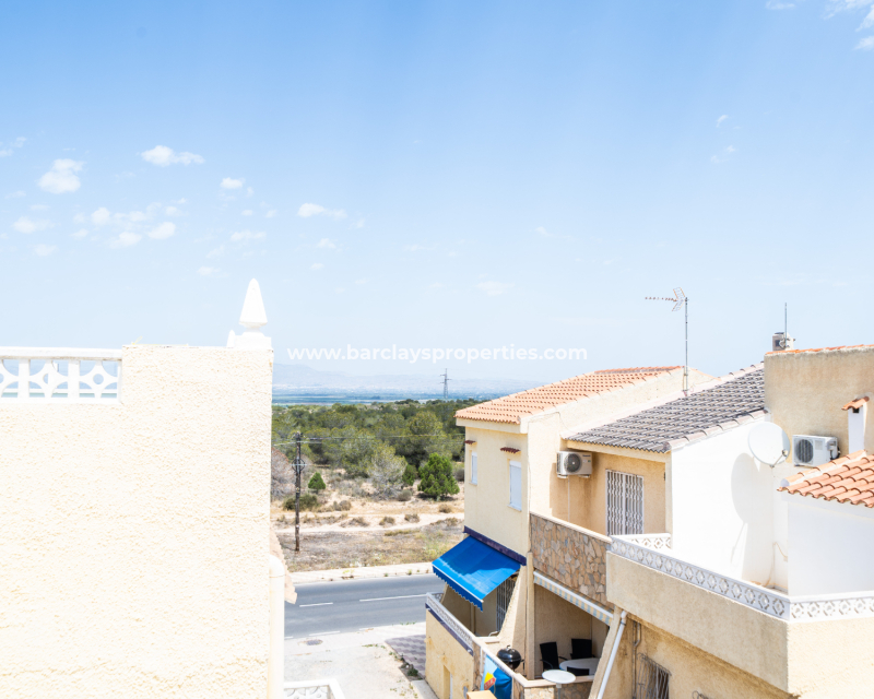 Resale - Reihenhaus - Urb. La Marina