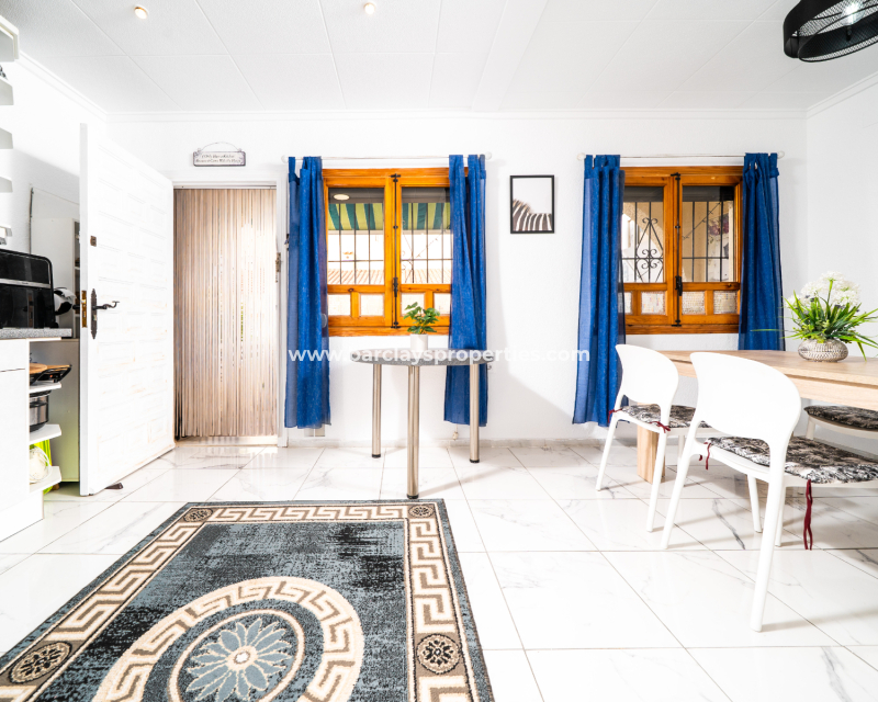 Resale - Reihenhaus - Urb. La Marina