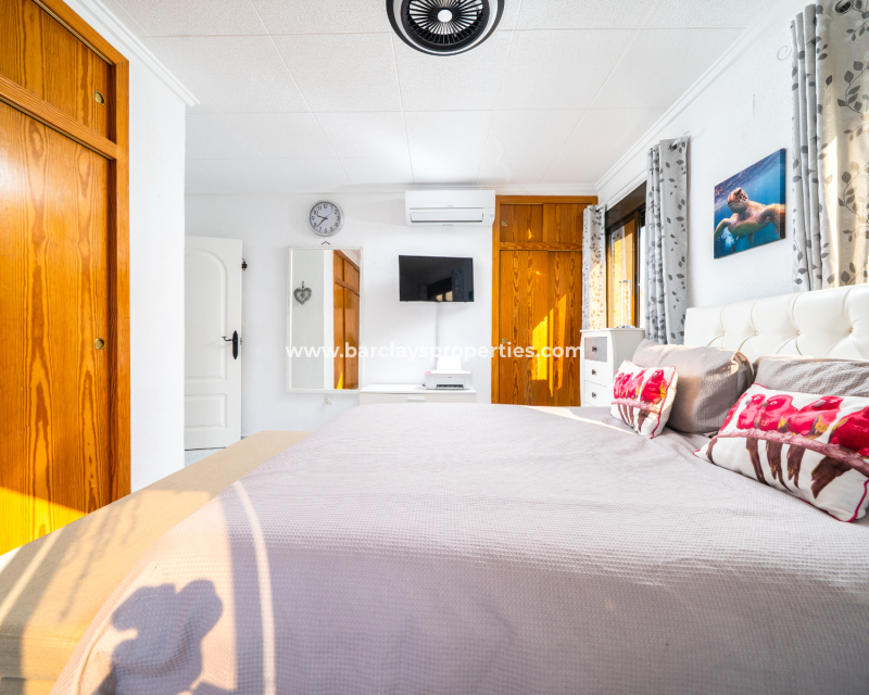 Resale - Reihenhaus - Urb. La Marina