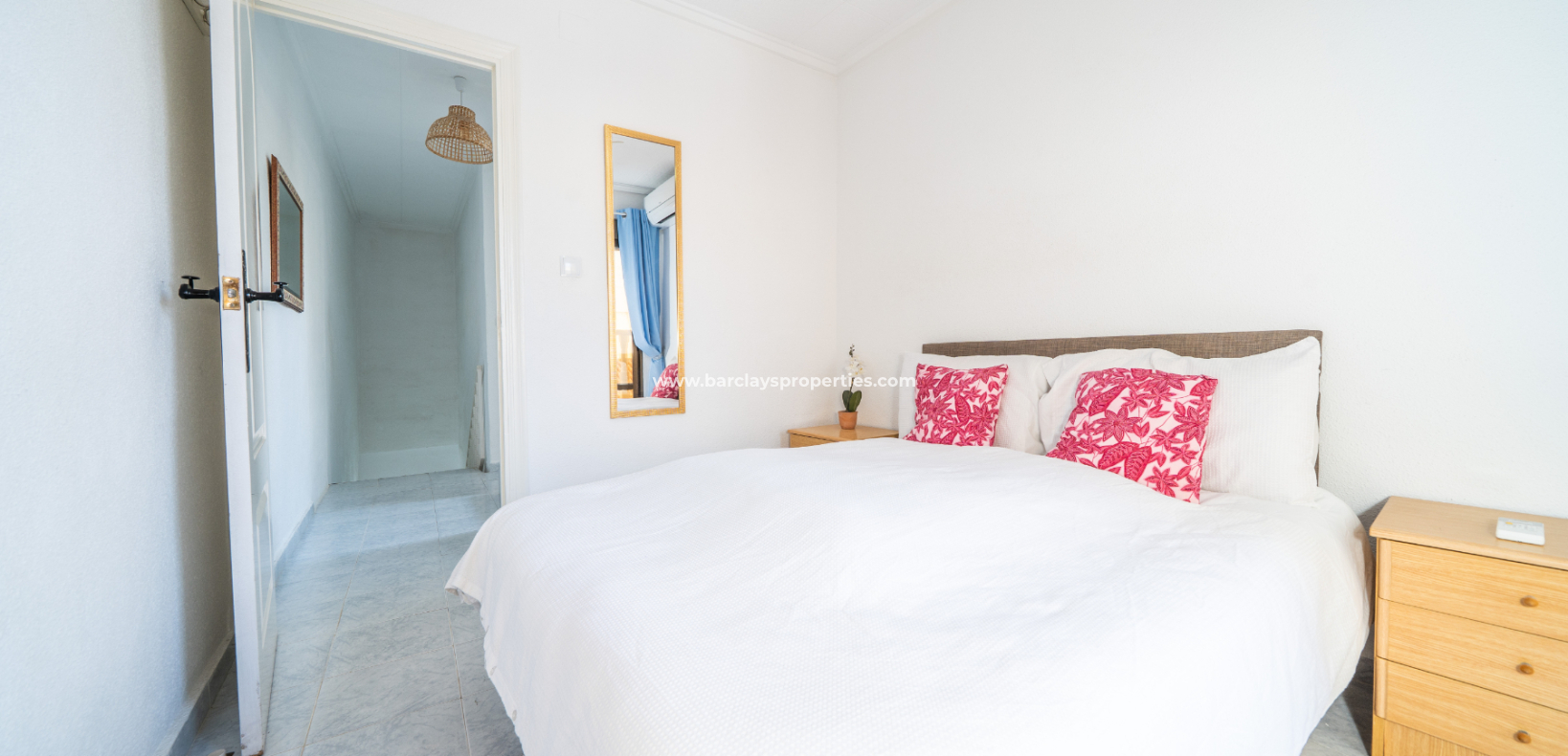 Resale - Reihenhaus - Urb. La Marina