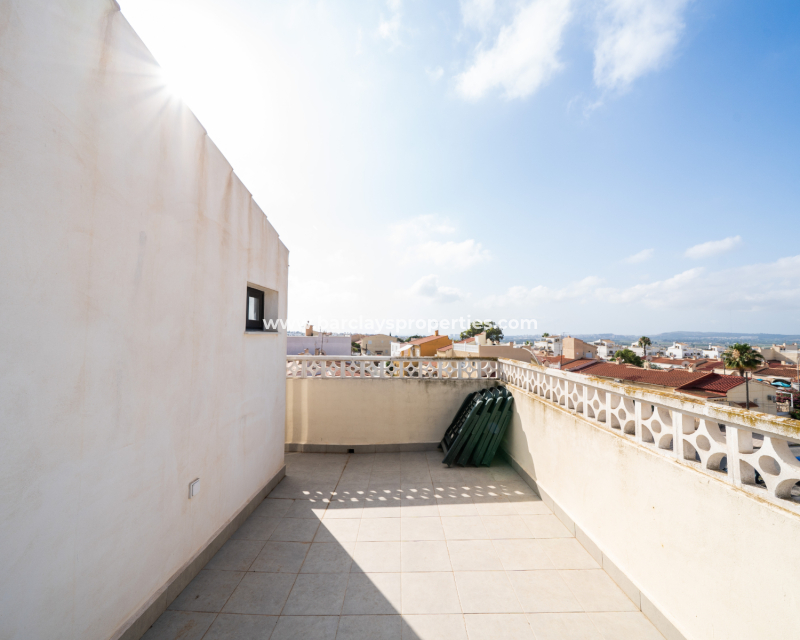 Resale - Reihenhaus - Urb. La Marina