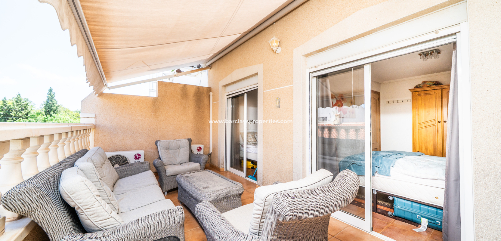 Resale - Reihenhaus - Urb. La Marina