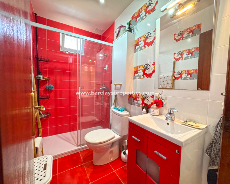 Resale - Reihenhaus - Urb. La Marina