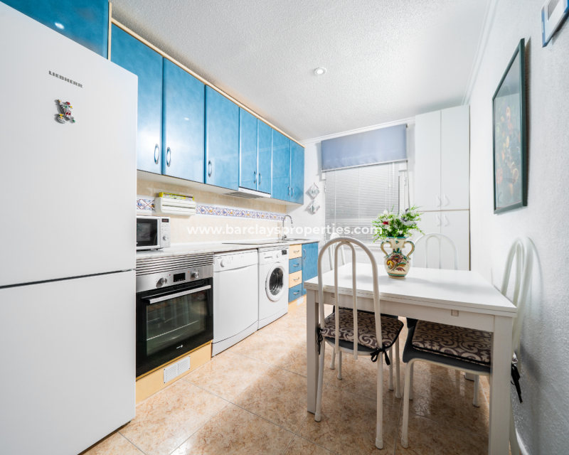 Resale - Reihenhaus - Urb. La Marina