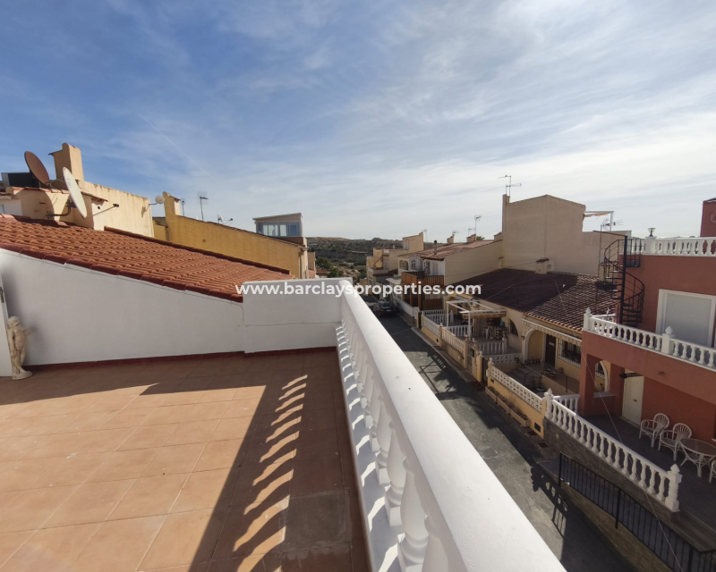 Resale - Reihenhaus - Urb. La Marina