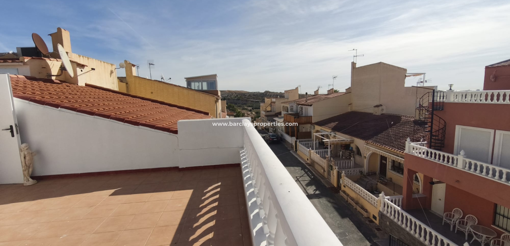 Resale - Reihenhaus - Urb. La Marina