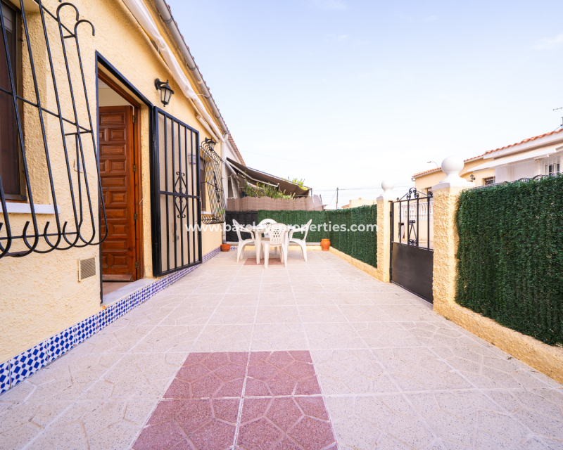 Resale - Reihenhaus - Urb. La Marina