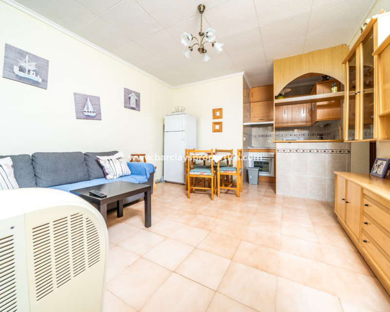 Resale - Reihenhaus - Urb. La Marina