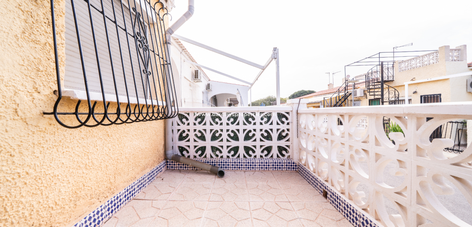 Resale - Reihenhaus - Urb. La Marina