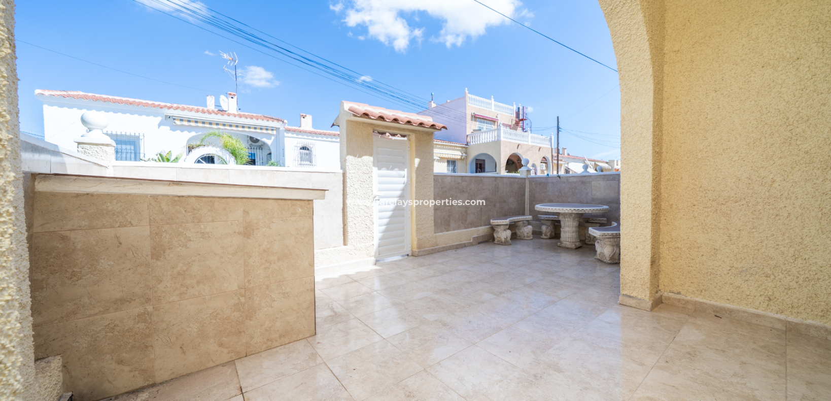 Resale - Reihenhaus - Urb. La Marina