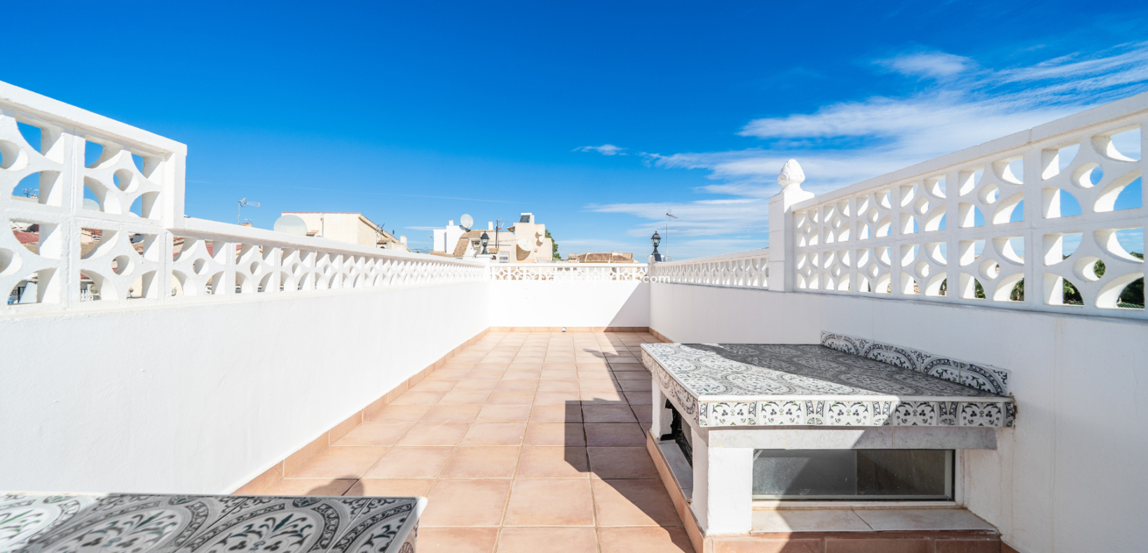 Resale - Reihenhaus - Urb. La Marina