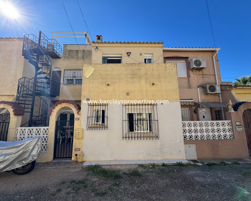 Resale - Reihenhaus - Urb. La Marina