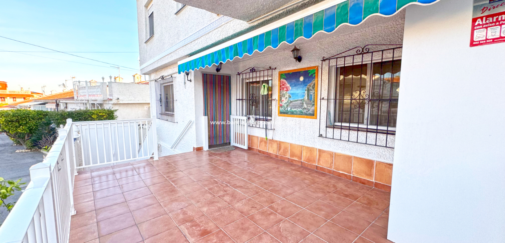 Resale - Reihenhaus - Urb. La Marina