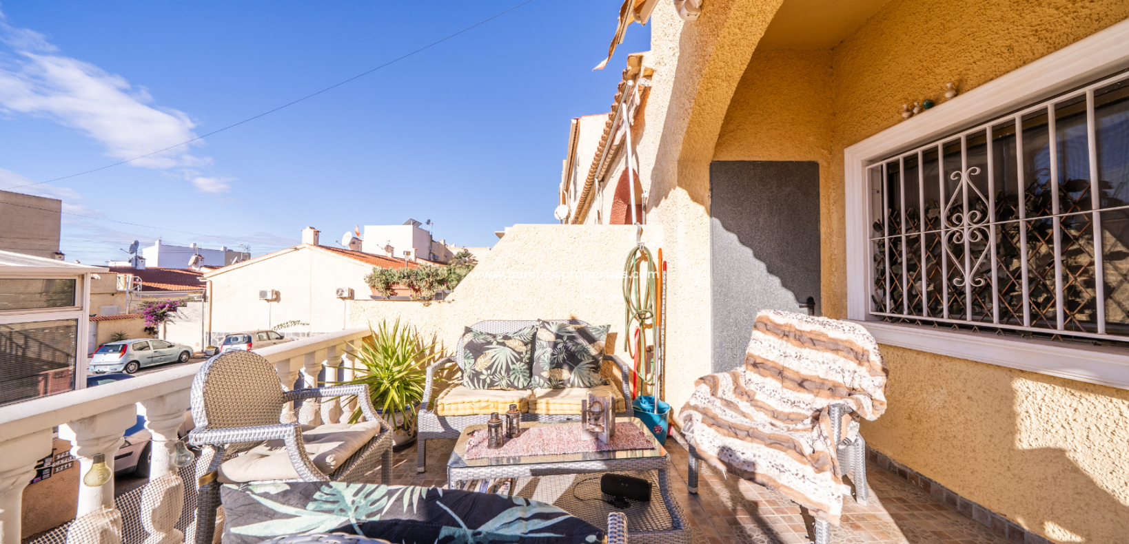 Resale - Reihenhaus - Urb. La Marina