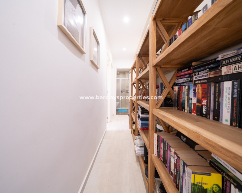 Resale - Reihenhaus - Urb. La Marina