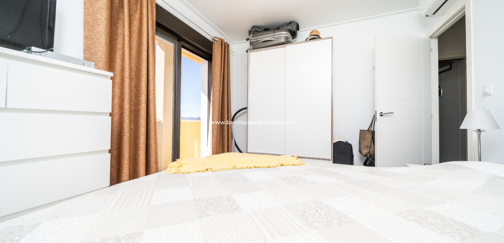 Resale - Reihenhaus - Urb. La Marina