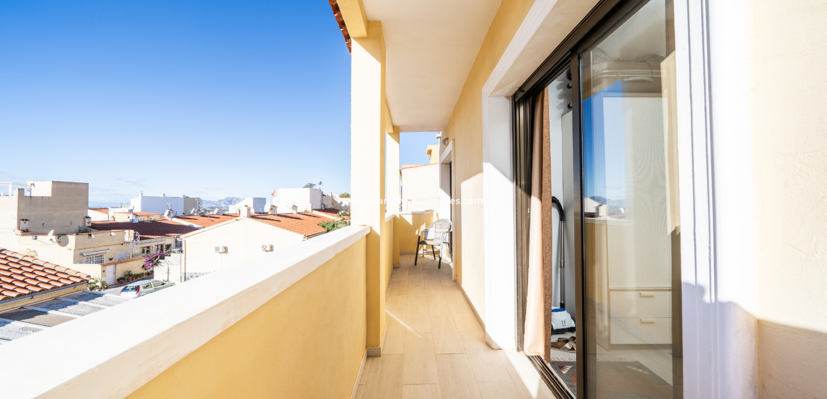 Resale - Reihenhaus - Urb. La Marina