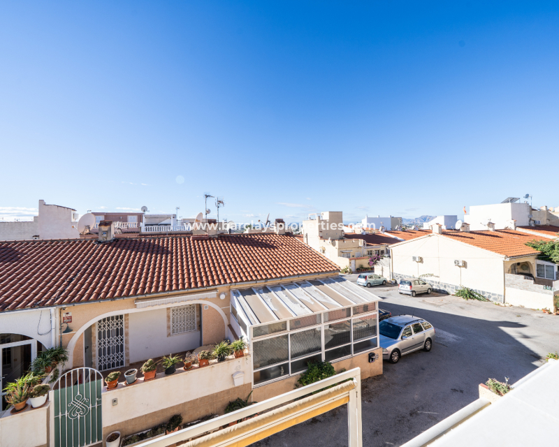 Resale - Reihenhaus - Urb. La Marina