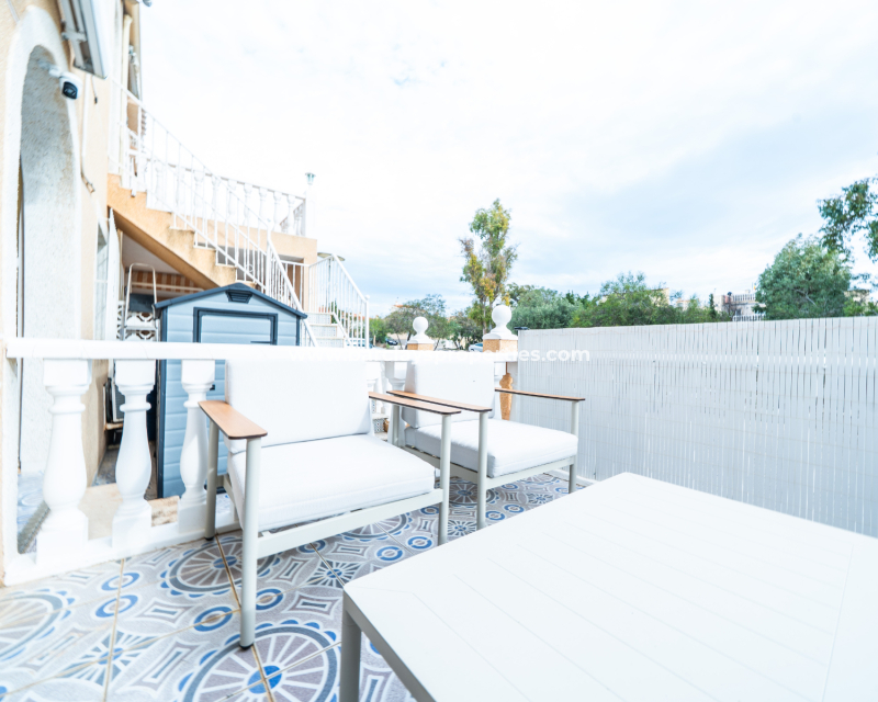 Resale - Reihenhaus - Urb. La Marina