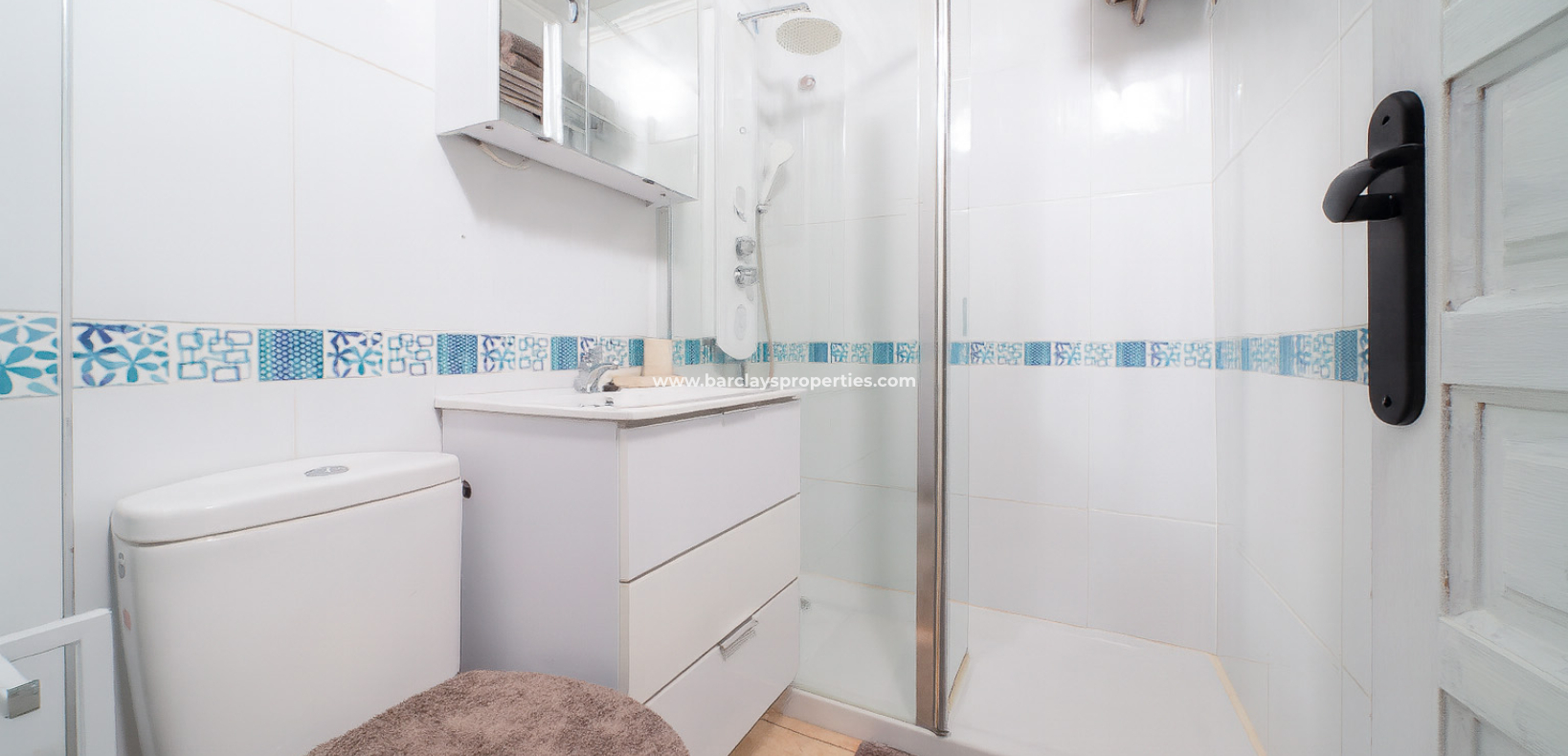 Resale - Reihenhaus - Urb. La Marina