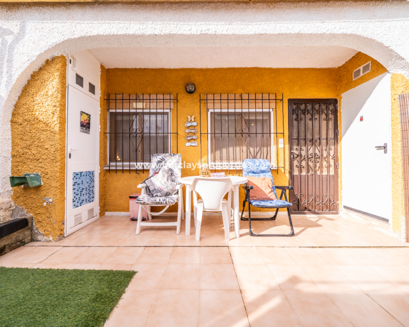 Resale - Reihenhaus - Urb. La Marina