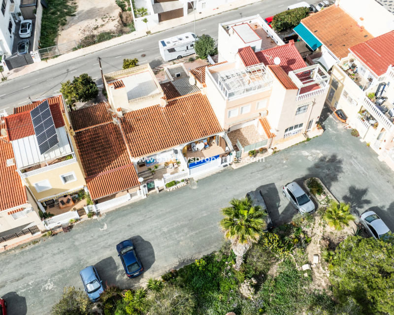 Resale - Reihenhaus - Urb. La Marina