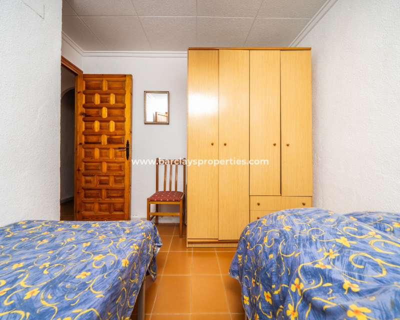 Resale - Reihenhaus - Urb. La Marina