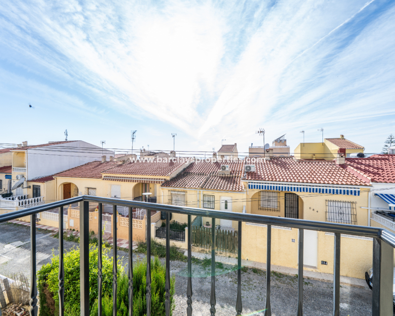 Resale - Reihenhaus - Urb. La Marina