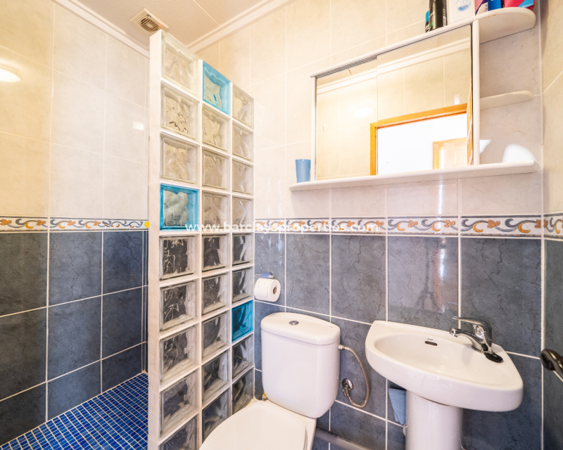 Resale - Reihenhaus - Urb. La Marina