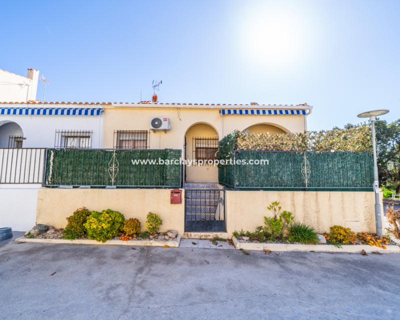 Resale - Reihenhaus - Urb. La Marina