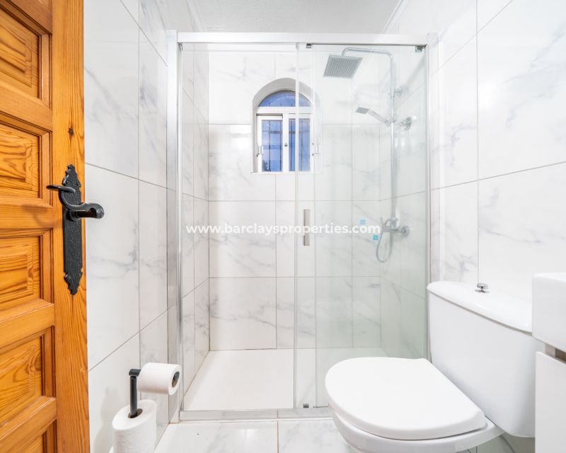 Resale - Reihenhaus - Urb. La Marina