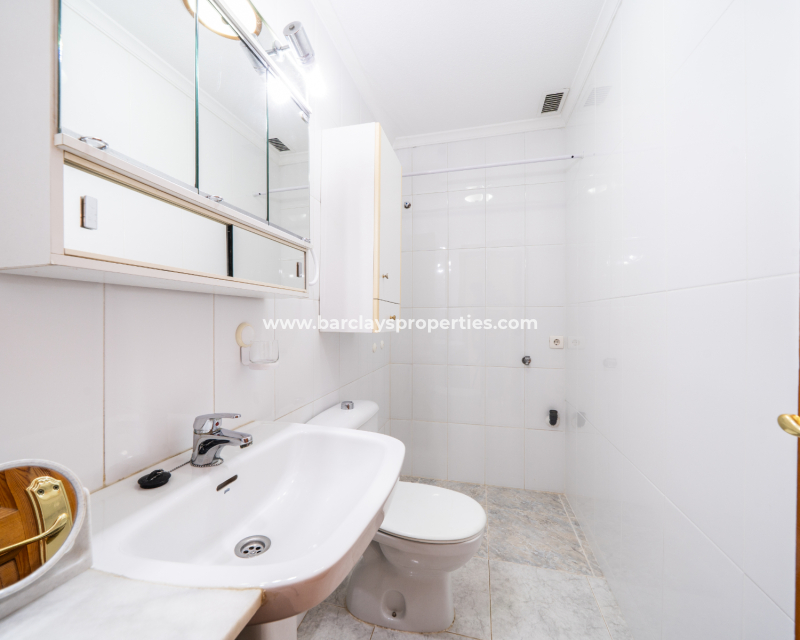 Resale - Reihenhaus - Urb. La Marina