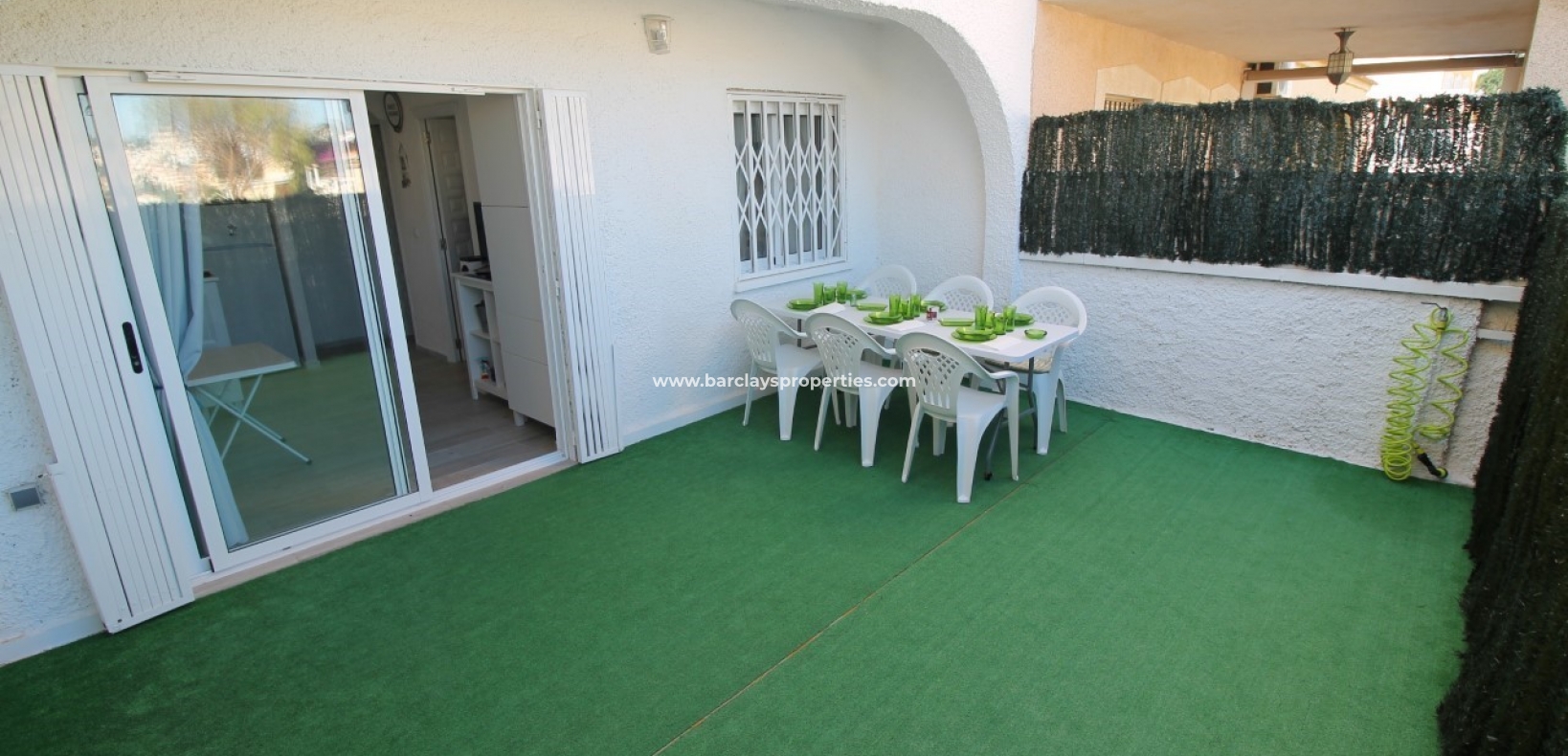 Resale - Reihenhaus - Urb. La Marina