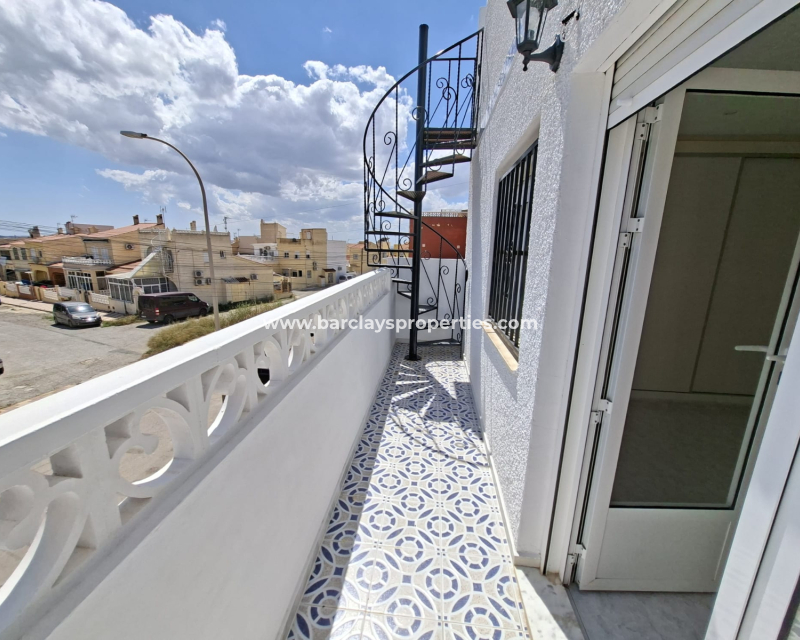 Resale - Reihenhaus - Urb. La Marina