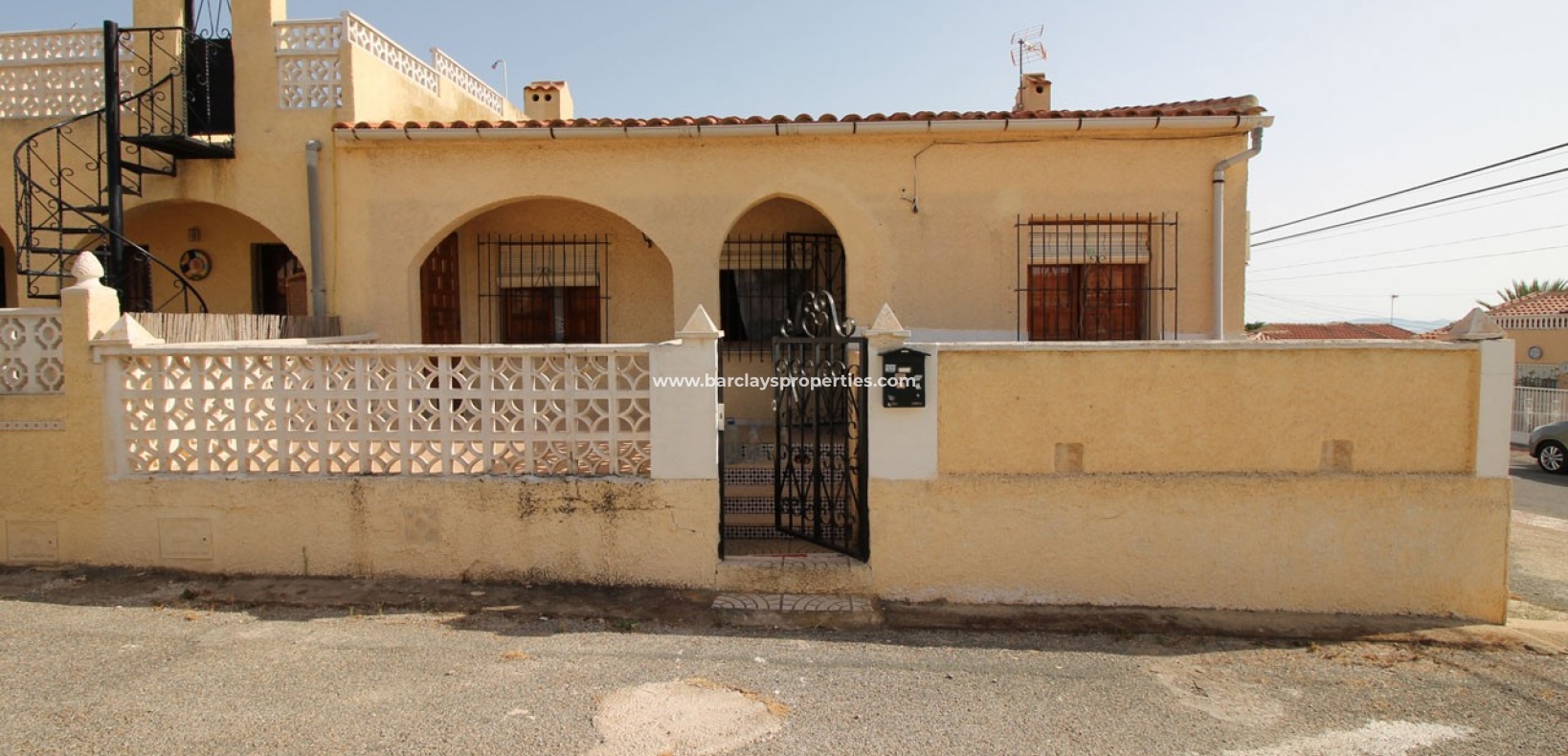 Resale - Reihenhaus - Urb. La Marina