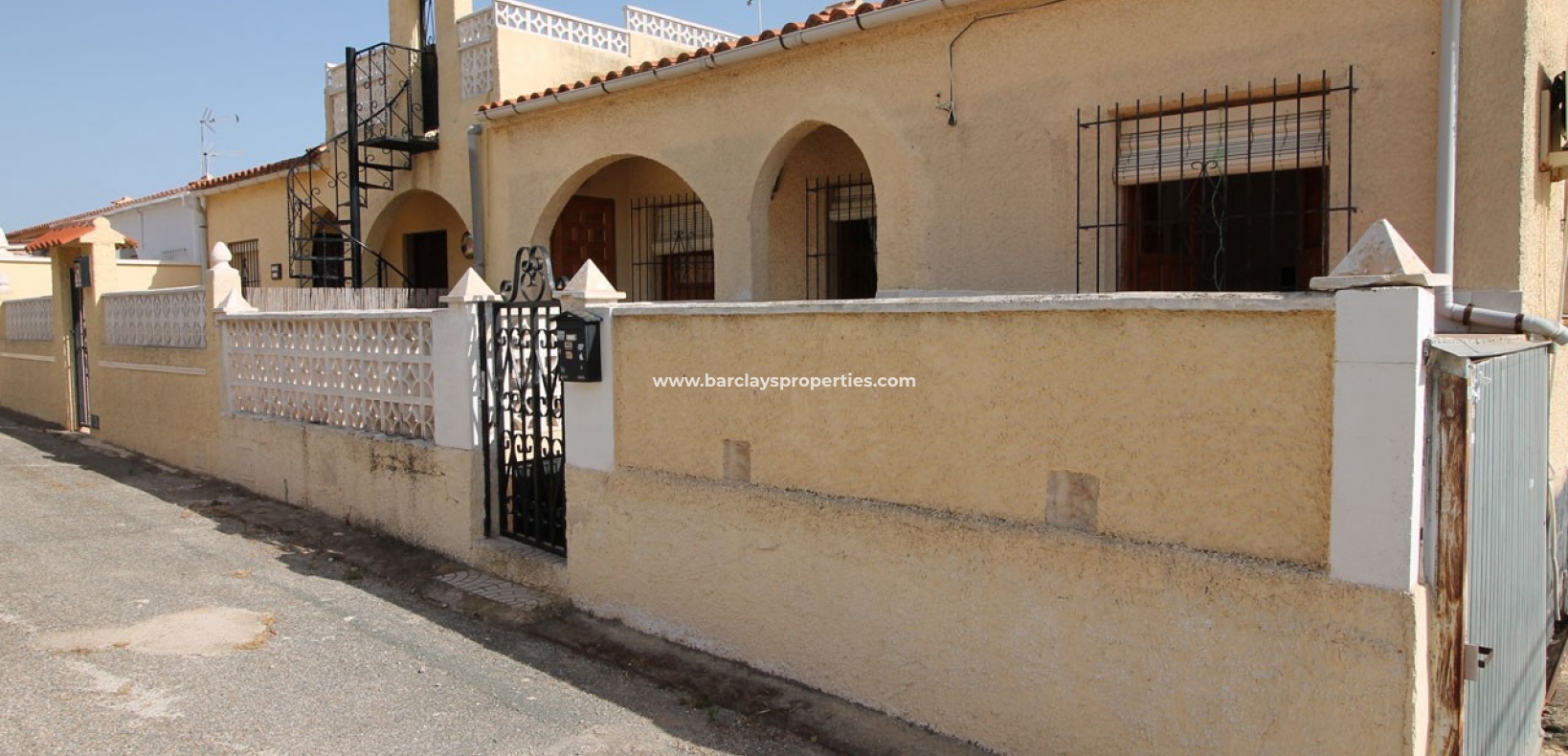 Resale - Reihenhaus - Urb. La Marina