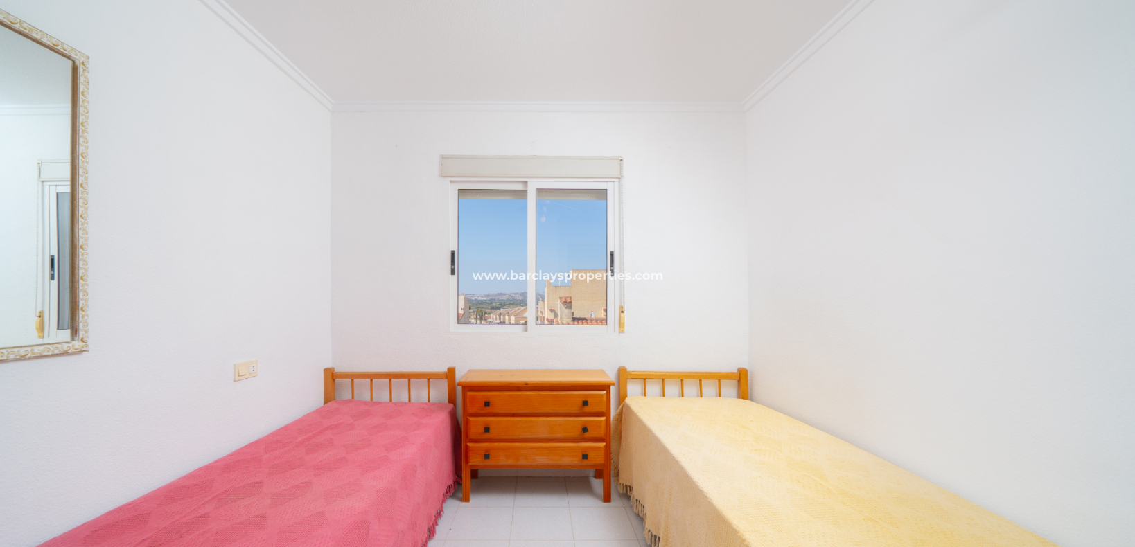 Resale - Reihenhaus - Urb. La Marina