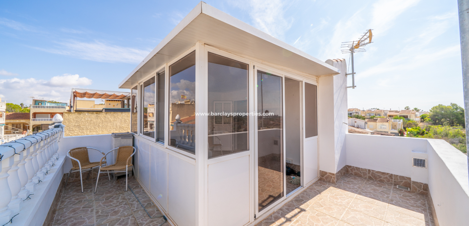 Resale - Reihenhaus - Urb. La Marina