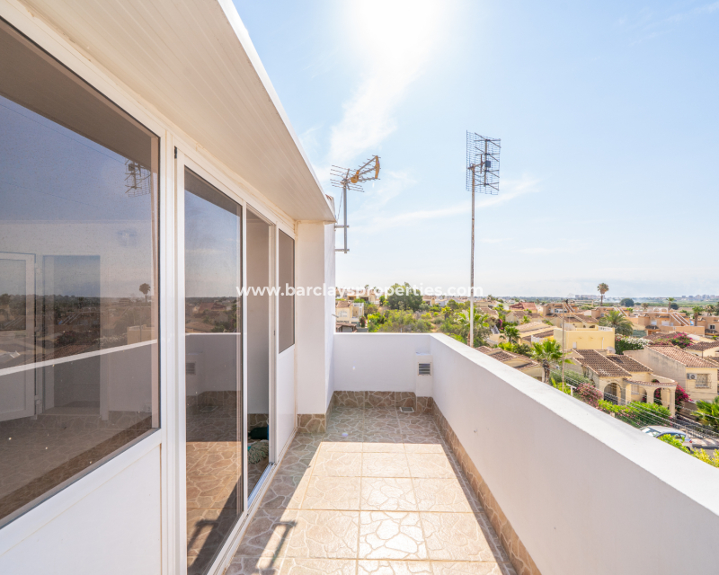 Resale - Reihenhaus - Urb. La Marina