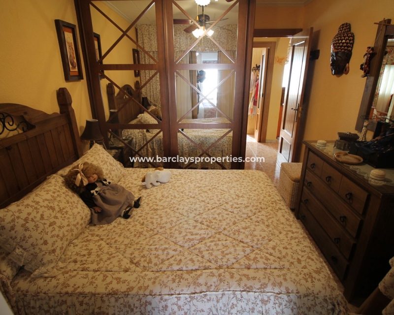 Resale - Reihenhaus - Urb. La Marina