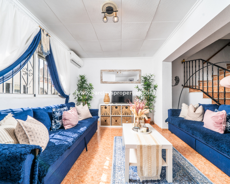 Resale - Reihenhaus - Urb. La Marina
