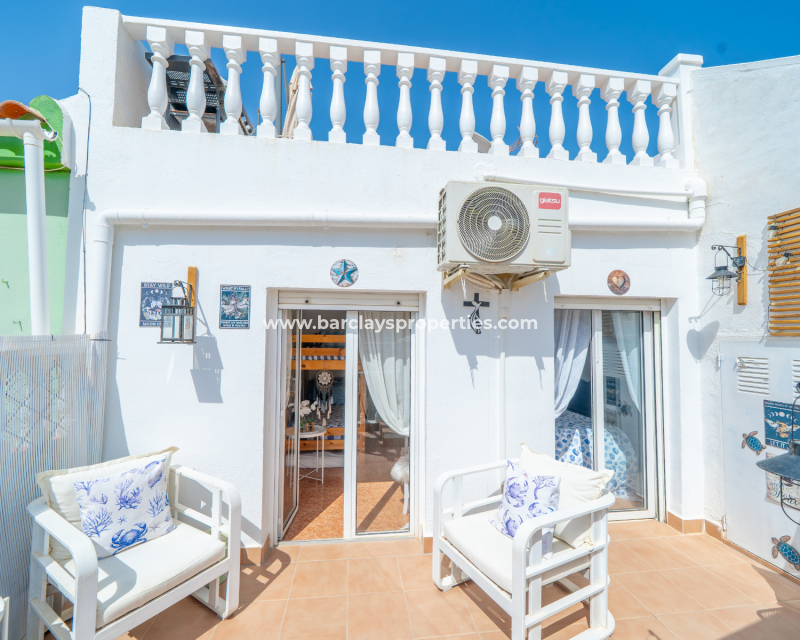 Resale - Reihenhaus - Urb. La Marina